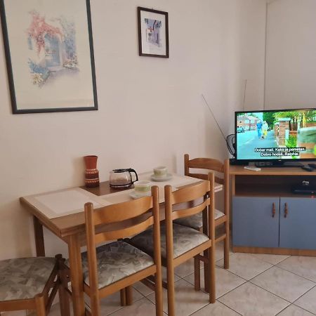 Apartments Kesic Barbat na Rabu Zewnętrze zdjęcie