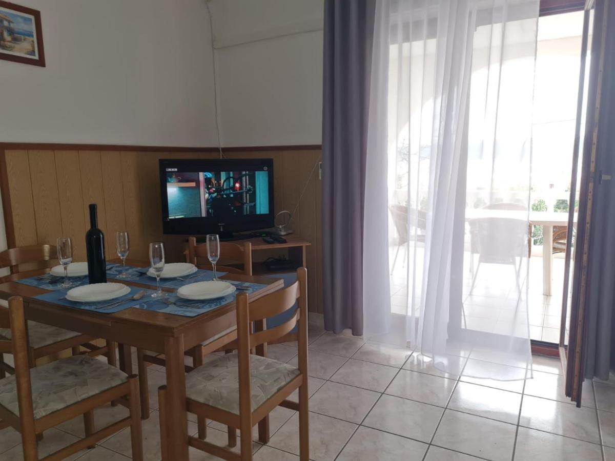 Apartments Kesic Barbat na Rabu Zewnętrze zdjęcie
