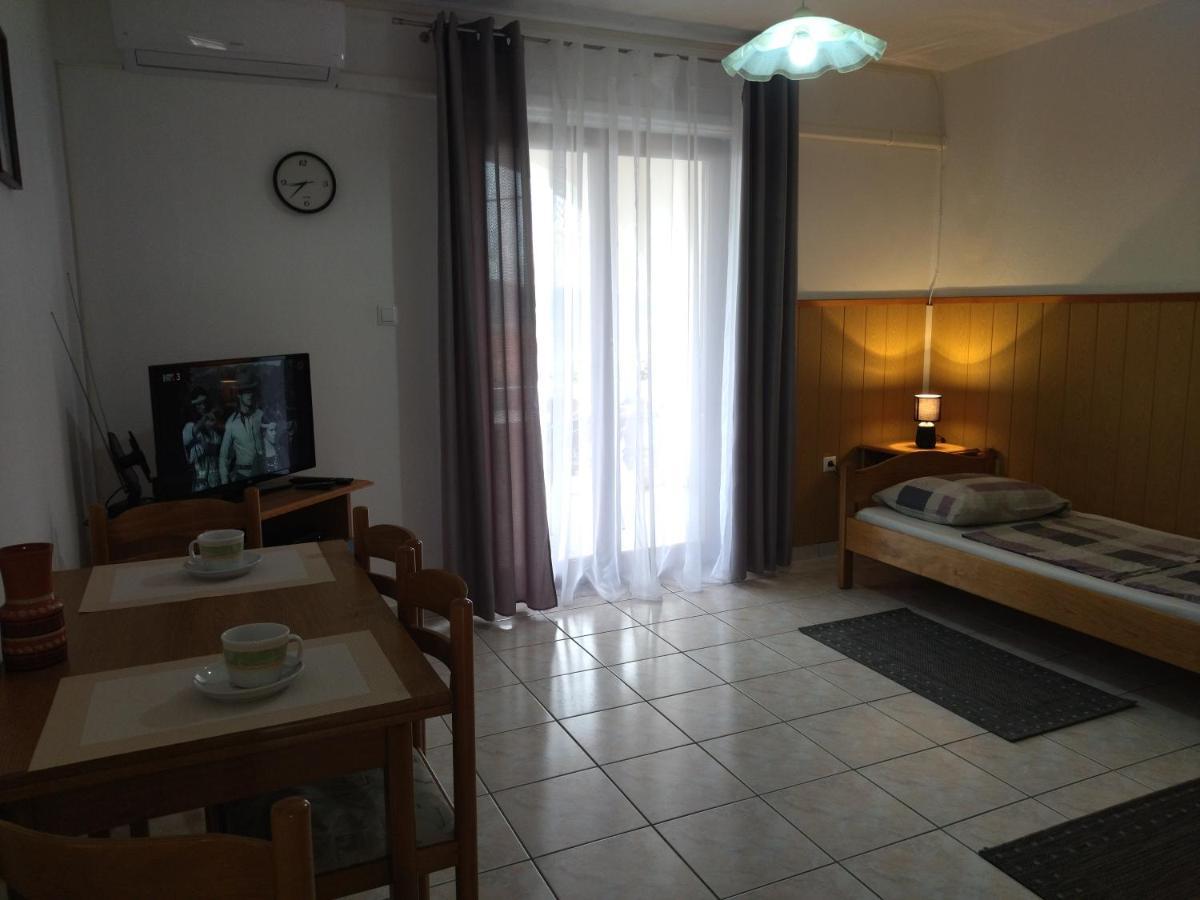 Apartments Kesic Barbat na Rabu Zewnętrze zdjęcie